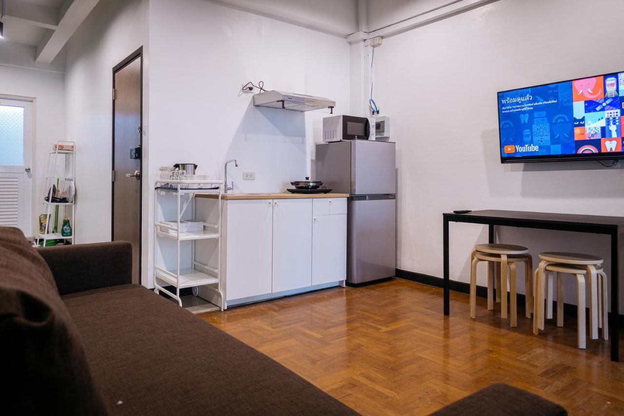 T3 Two Bedrooms Wifi Full Kitchen 1 Min To Bts Бангкок